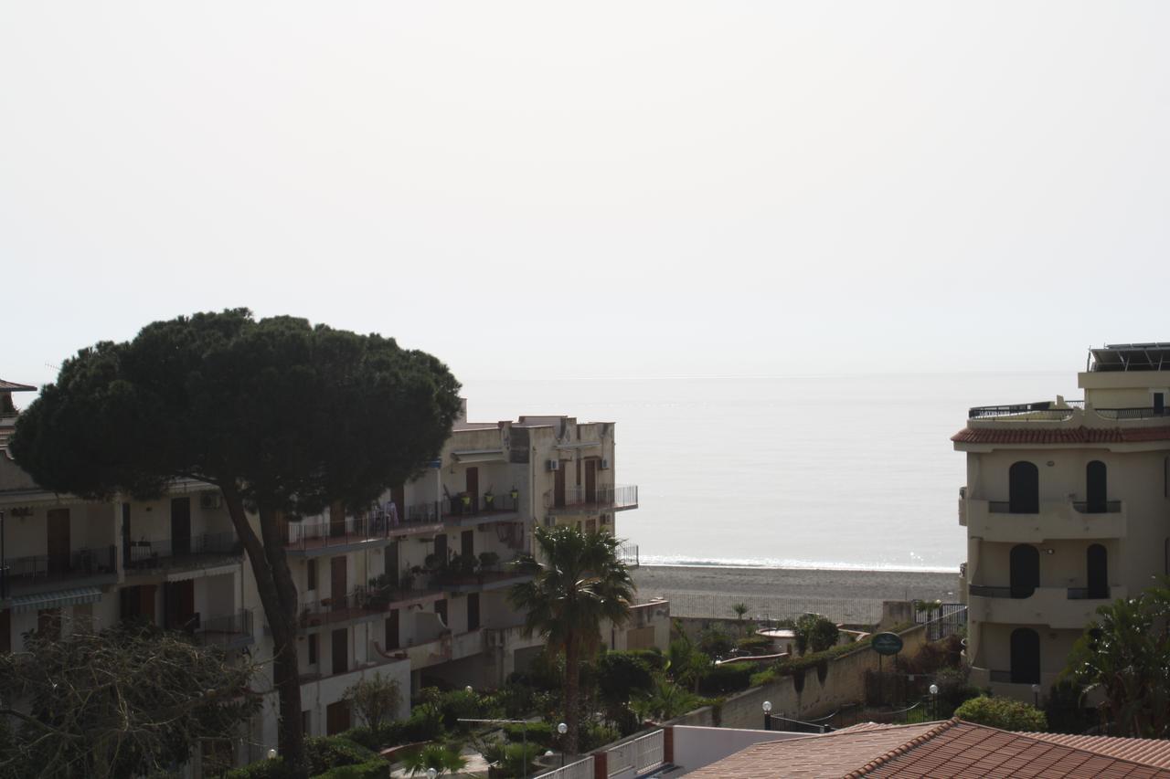 Candida Apartment